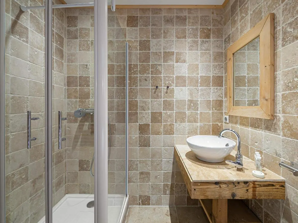 Appartement Spacieux Proche Des Pistes Avec Sauna Et Wi-Fi A Val Thorens - Fr-1-640-2 Apartment